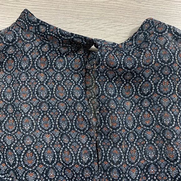 Zara Metallic Thread Printed Crop Blouse - Picture 8 of 12
